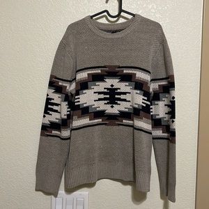 Tribal Pattern Sweatshirt Size XL - Unisex